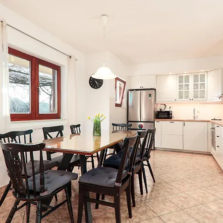 بيت للعطل Five-bedroom In Blato na Cetini