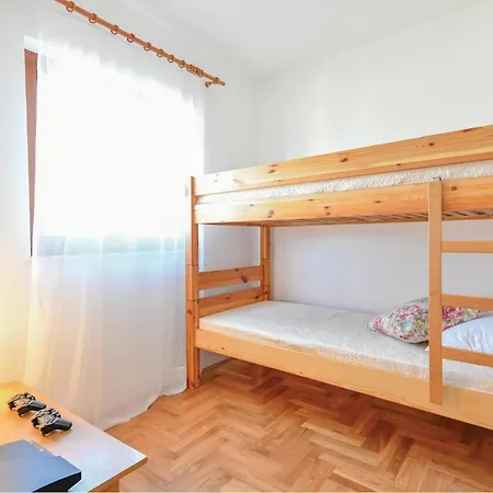 Five-bedroom In * Blato na Cetini