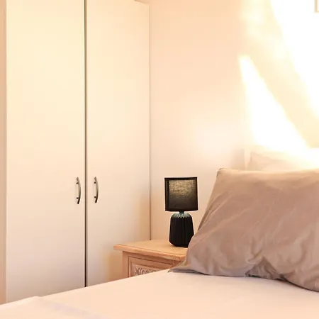 بيت للعطل Five-bedroom In *